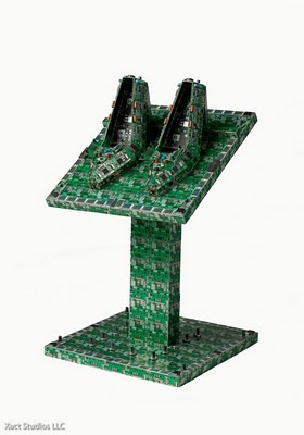 pcb_sculptures_steven_rodrig_15.jpg