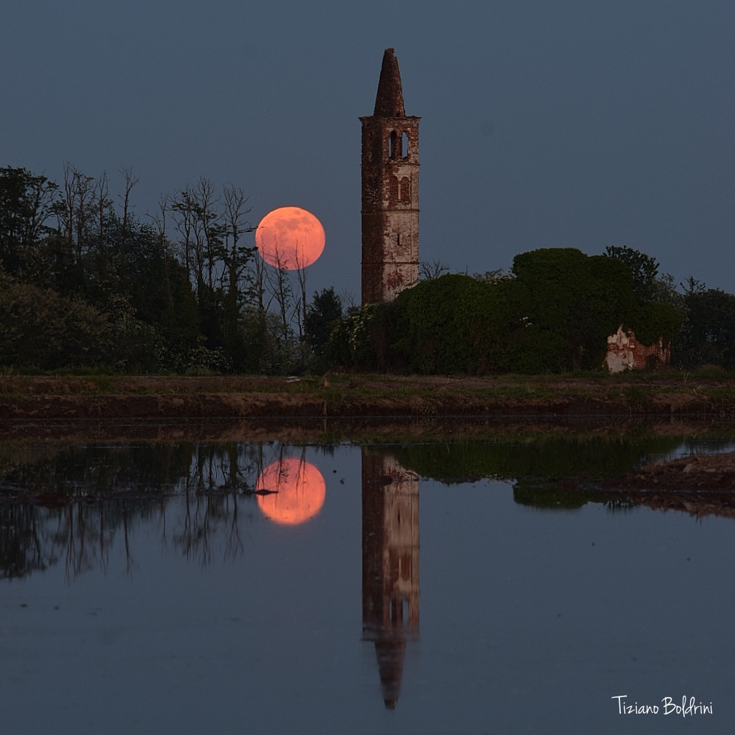 FullFlowerMoonrise_Boldrini.jpg