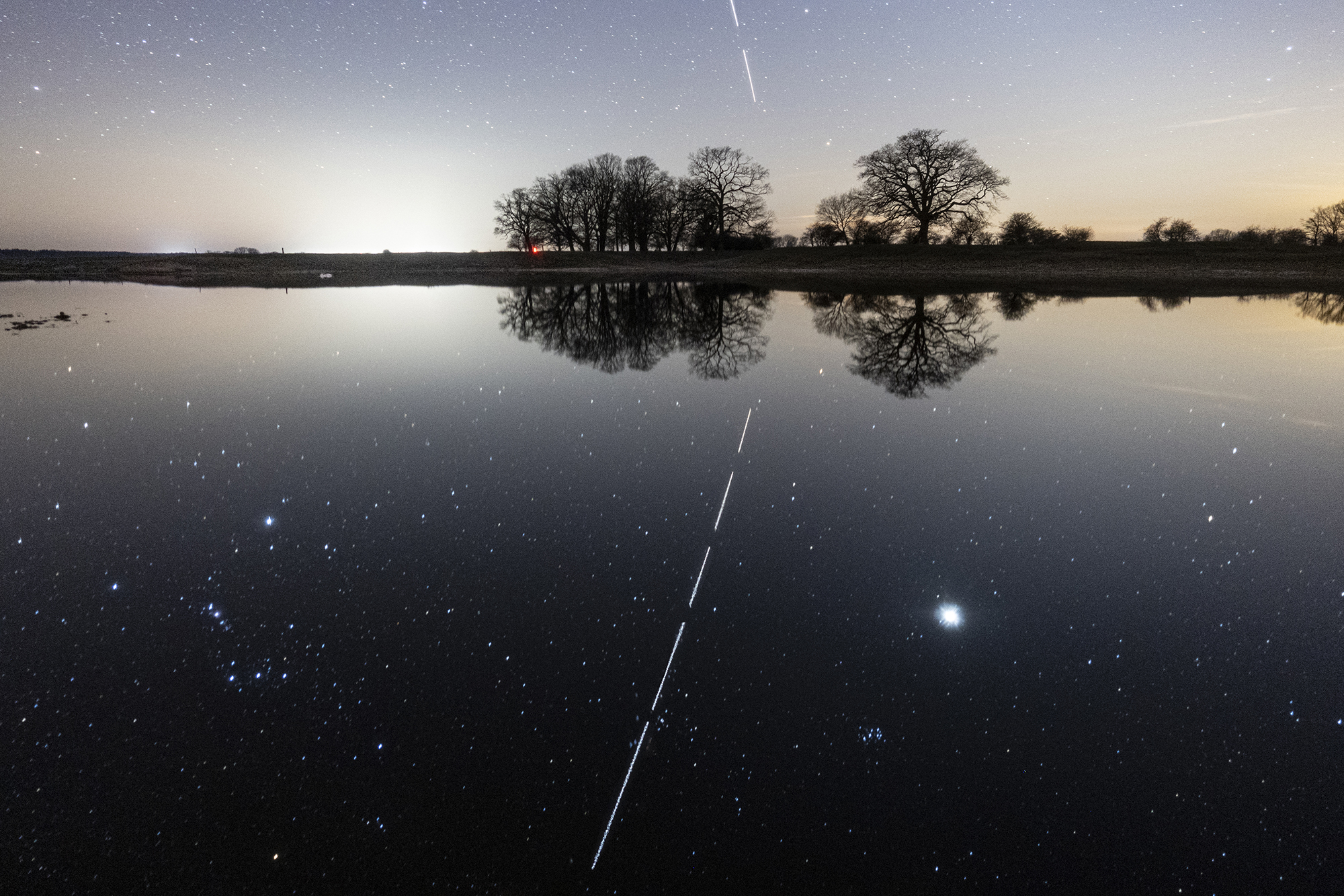 ISS-Lighttrail-Reflection.jpg