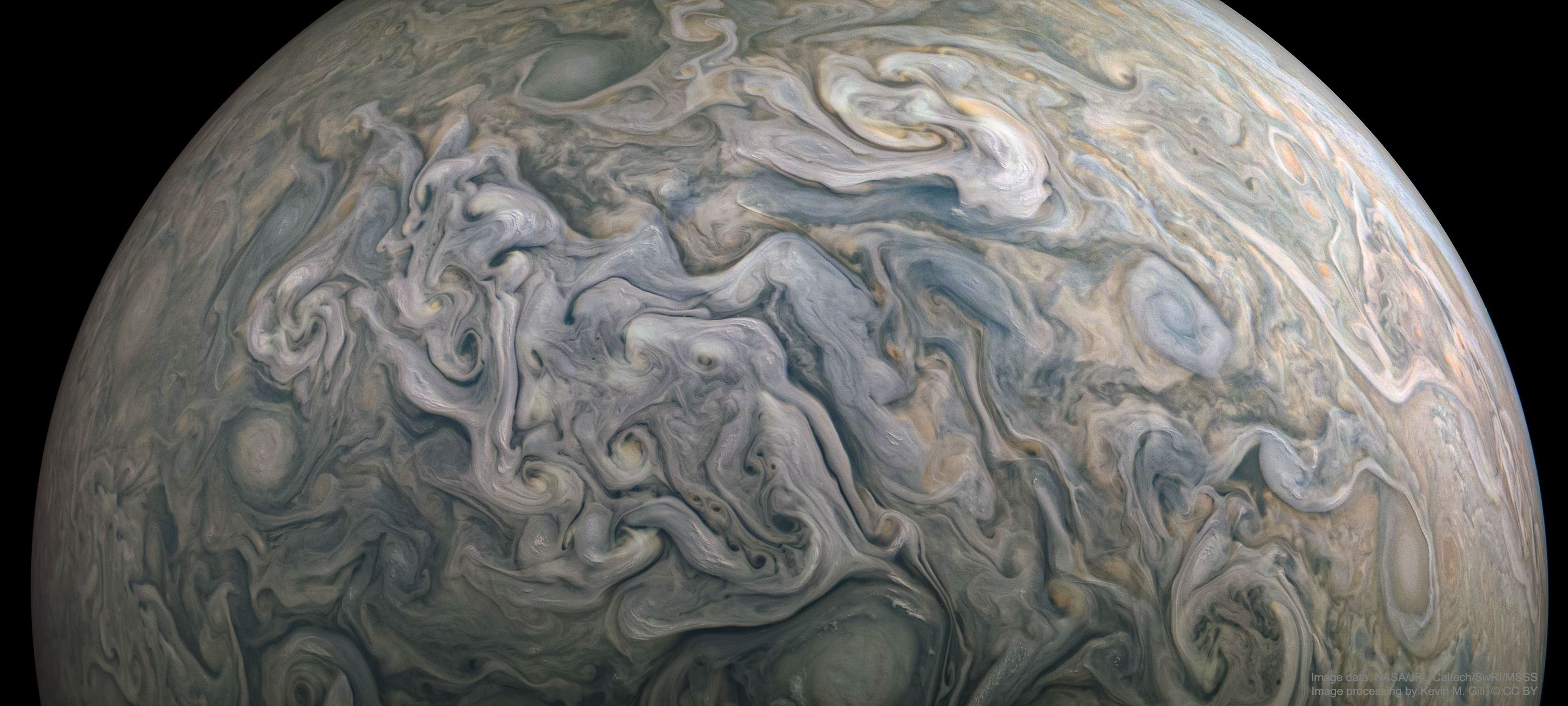 JupiterChurning_JunoGill_3279.jpg