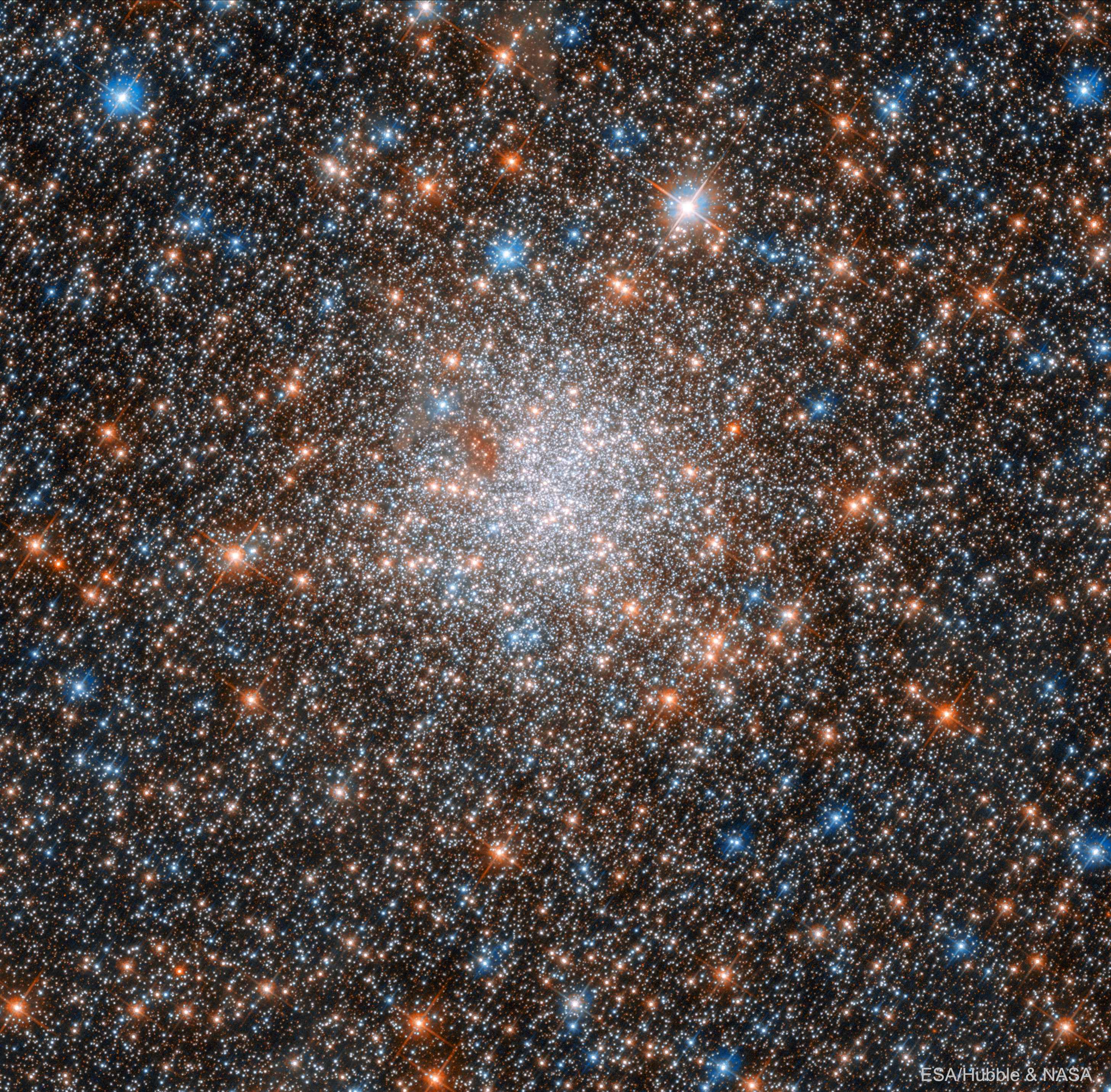 NGC1898_Hubble_2913.jpg