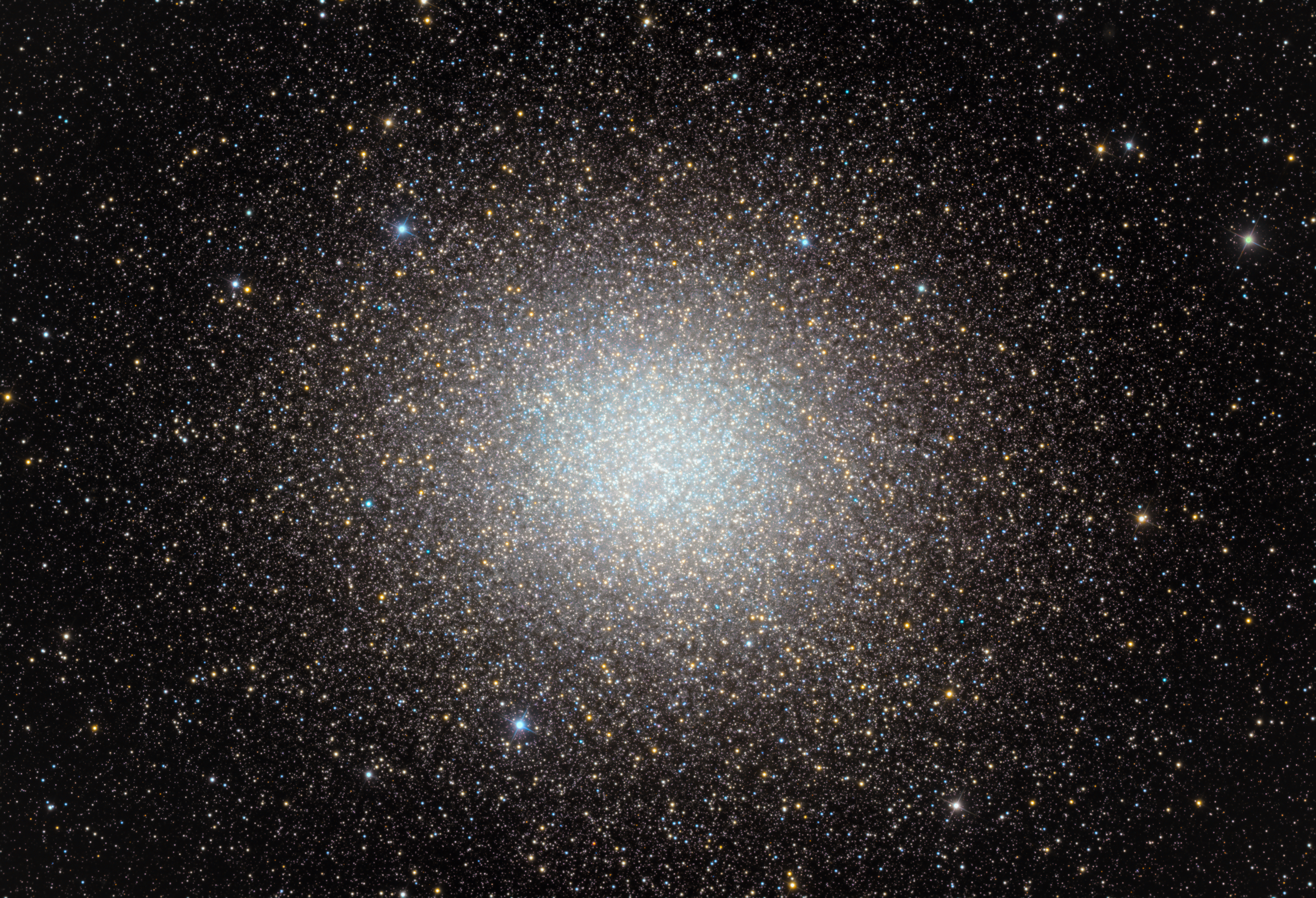 NGC5139_Omega_Centauri_3700px.jpg