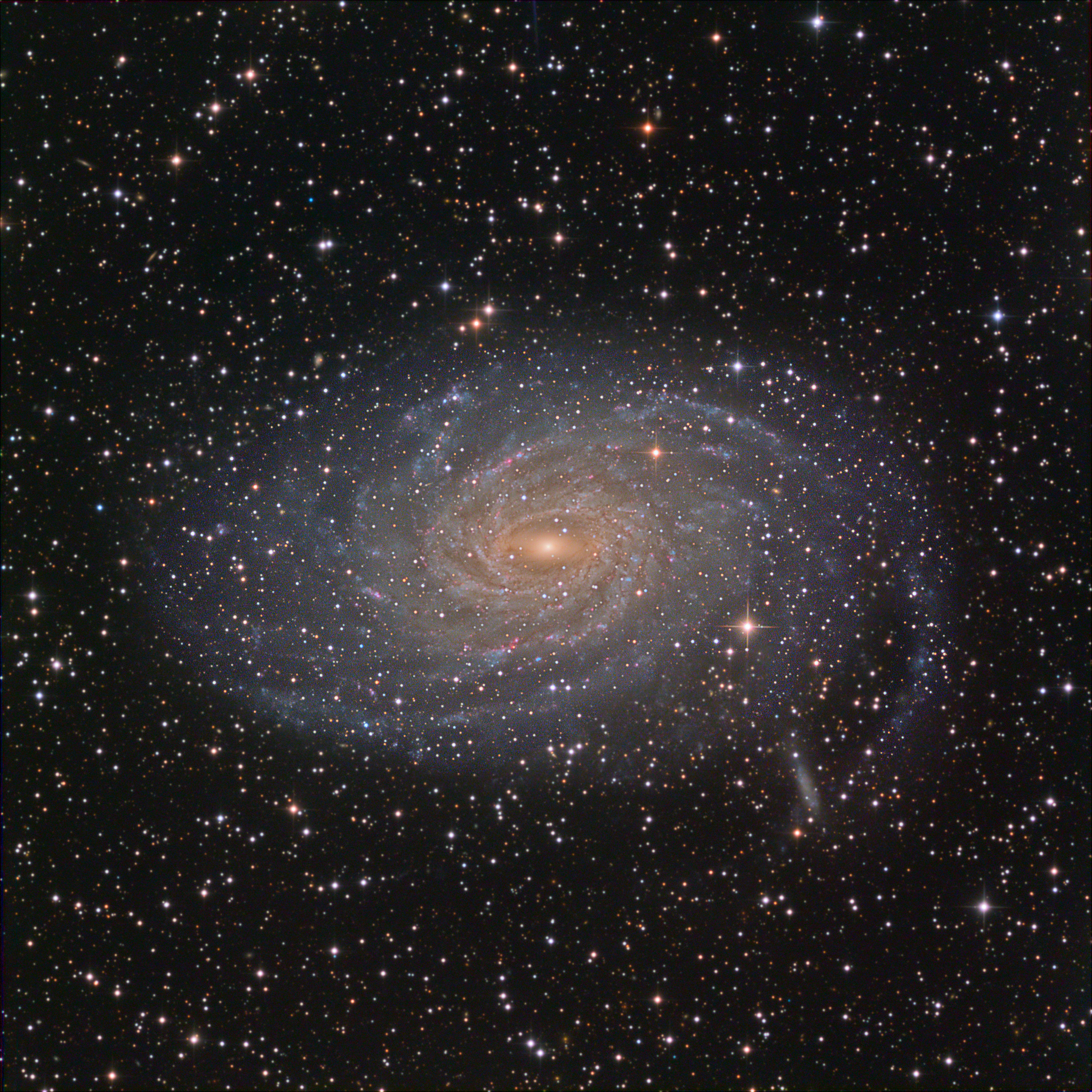 NGC6744_chakrabarti2048R.jpg