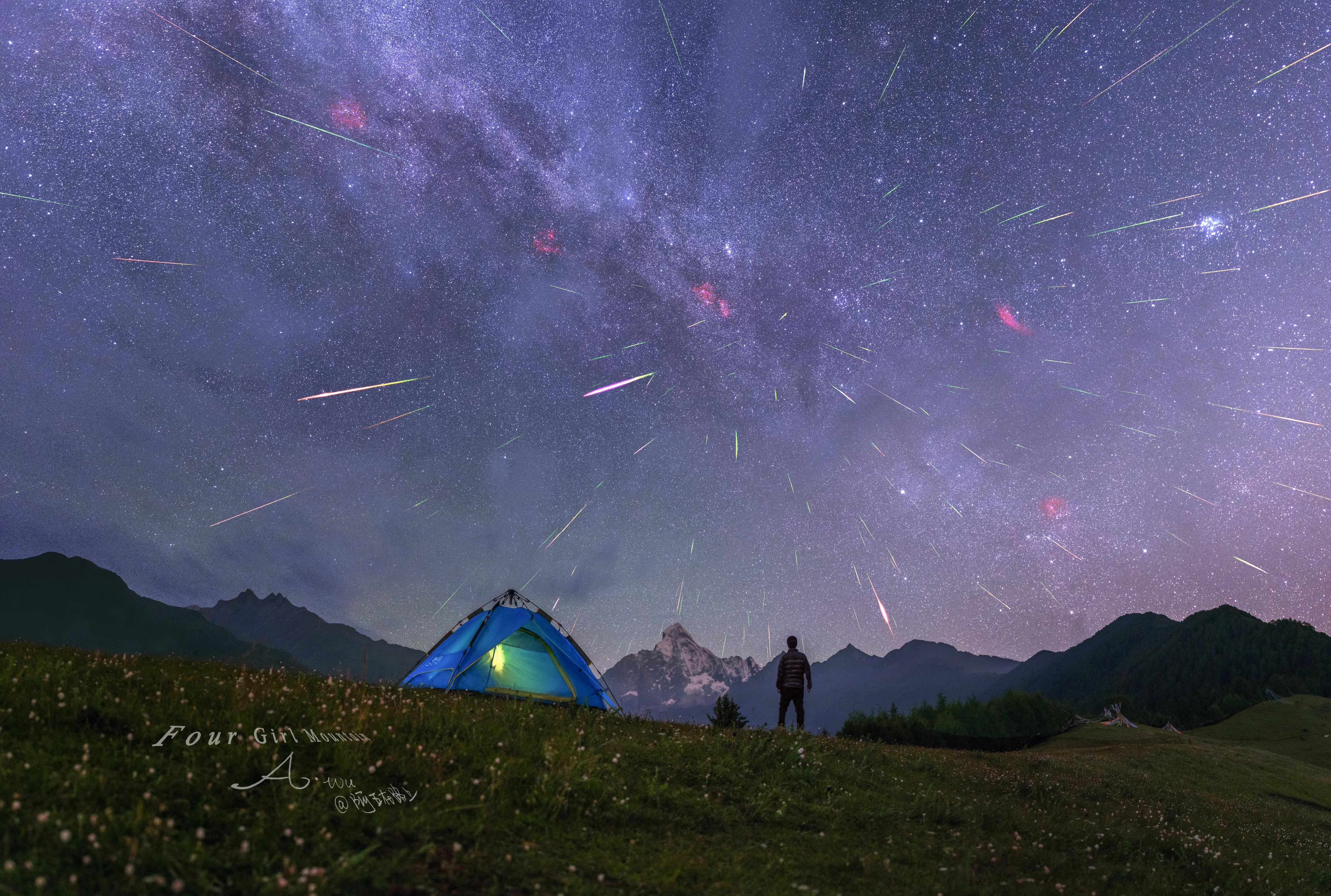 Perseids4GirlMt_Wu_5555.jpg