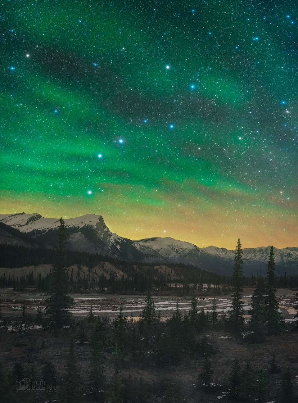 airglow_banff_beletsky.jpg