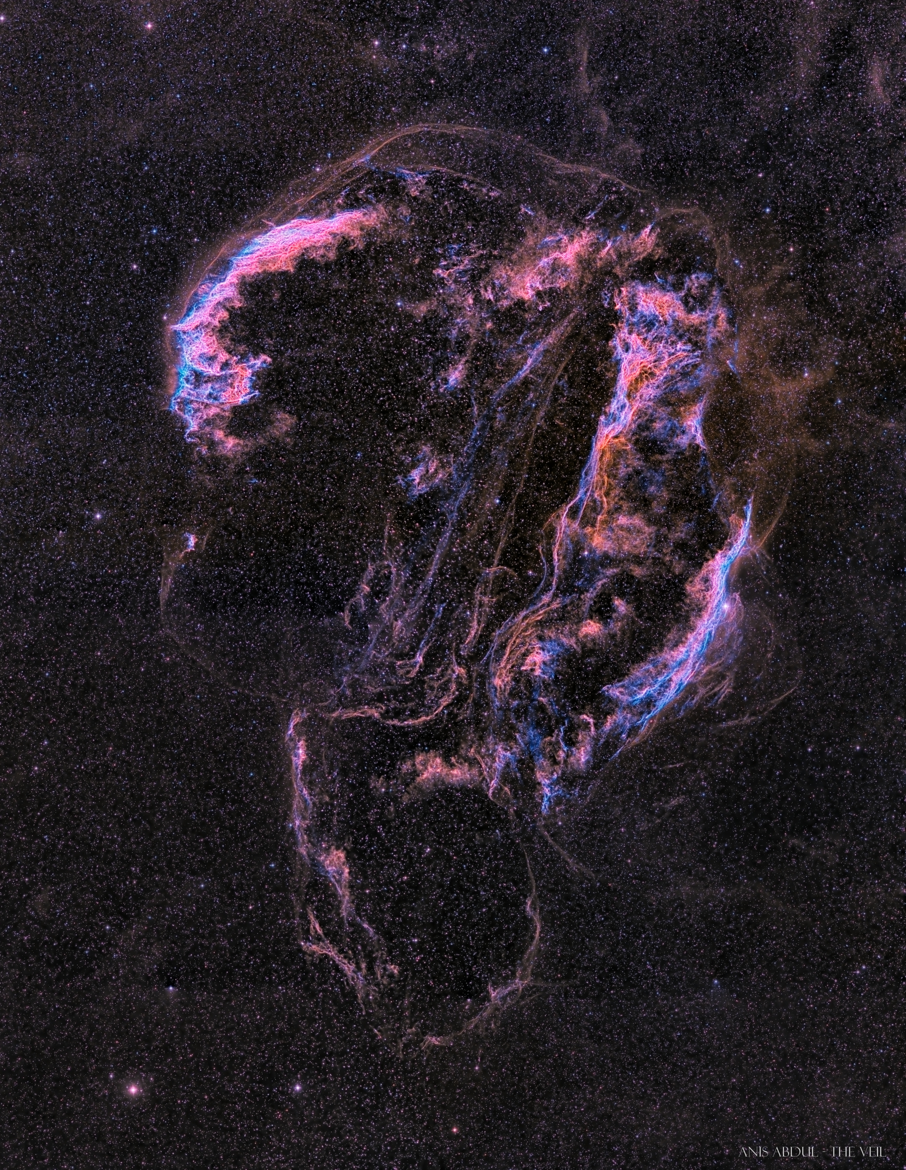 ghostlyVeilNebula.jpg